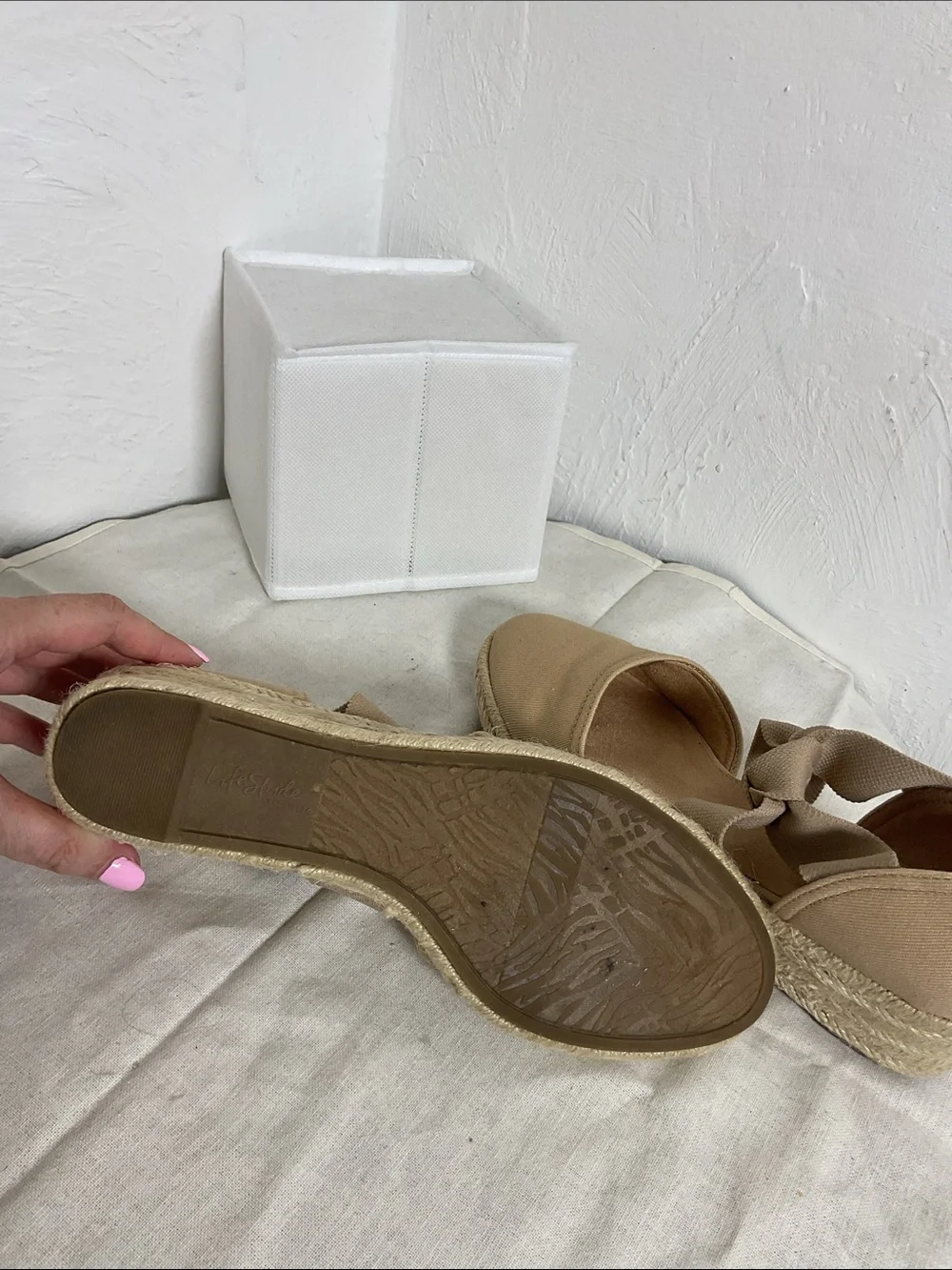 LifeStride Kascade Taupe Espadrille Wedge Sandals Size 7.5M